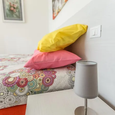 Serenity, By Short Holidays * 볼로냐