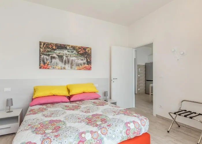 Serenity, By Short Holidays * Bologne